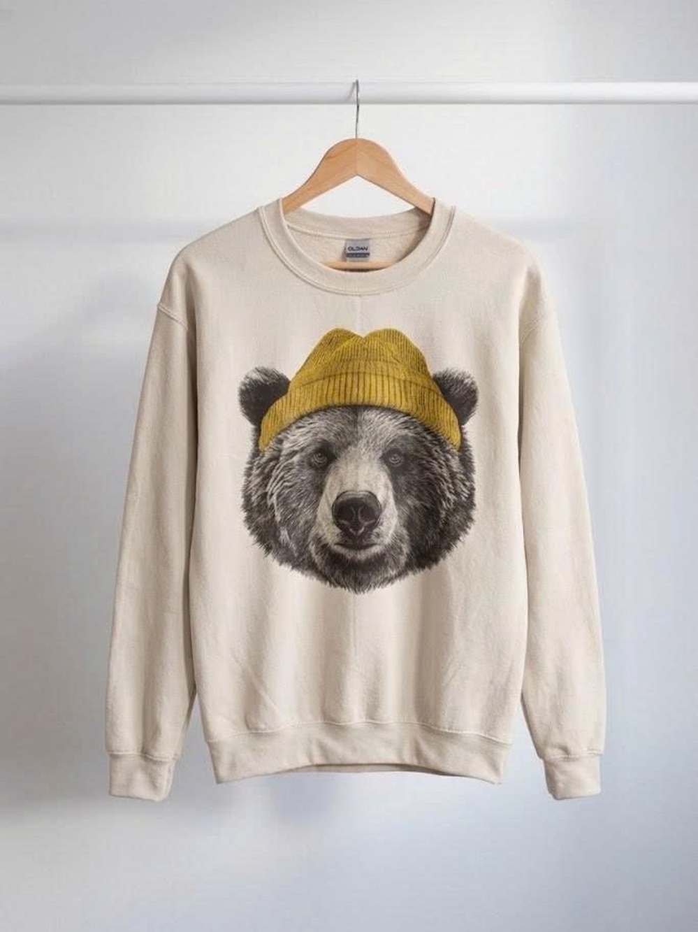 Grizzly Bear With Yellow Beanie Sweatshirt Hipster Animal Graphic Crewneck
